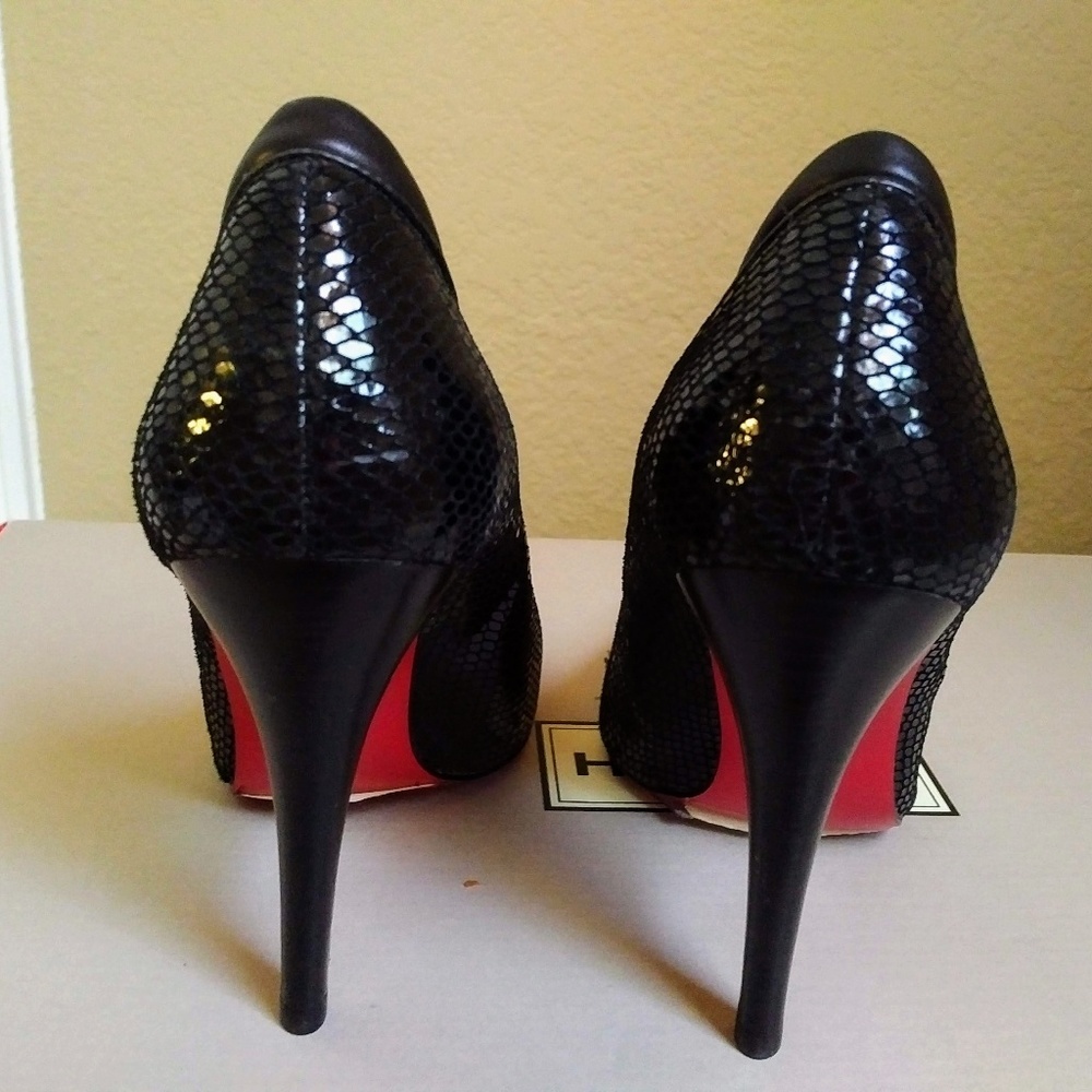 oh Deer! Red Bottomed Black Stiletto Heels 7.5